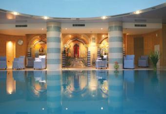 Oasis Spa Club Dead Sea Hotel - 18 Plus allows 18 year olds to book a room