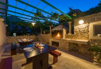 Apartments Villa Vallum has Balcony rooms