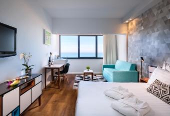 Prima Tel Aviv Hotel allows 18 year olds to book a room