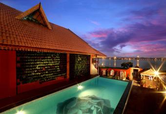 Ginger House Museum Hotel has Balcony rooms