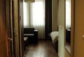 B&B Villa Panuka allows 18 year olds to book a room