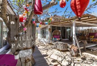 Villa Pasir allows 18 year olds to book a room