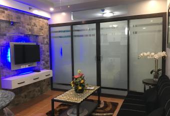 Bords Sweet Home has Balcony rooms