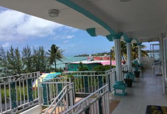 Orient Guesthouse Auberge has Balcony rooms