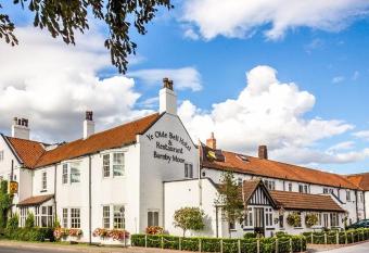 Ye Olde Bell Hotel & Spa allows 18 year olds to book a room