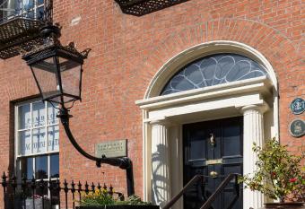 Pembroke Townhouse allows 18 year olds to book a room