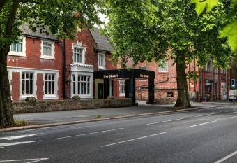 The Stuart Hotel, Sure Hotel Collection by Best Western allows 18 year olds to book a room