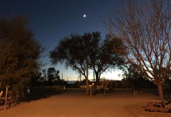 La Junta Colorado Cabins allows 18 year olds to book a room