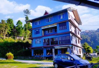 Khi Gha Thang has Balcony rooms