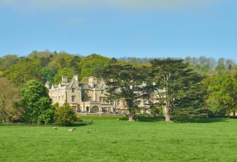 Dumbleton Hall Hotel allows 18 year olds to book a room