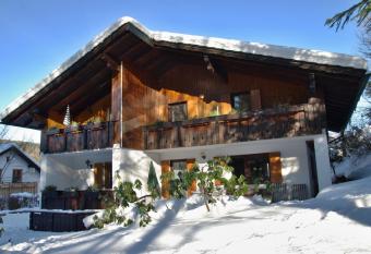 Apartments Haus Martin has Balcony rooms