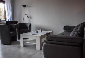 Al Capone has Balcony rooms