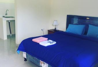 Ady Homestay allows 18 year olds to book a room