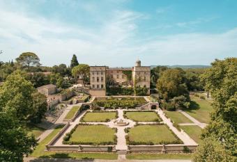 Ch  teau de Pondres has Balcony rooms
