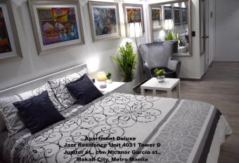 Jazz Makati Luxury Apartment has Balcony rooms