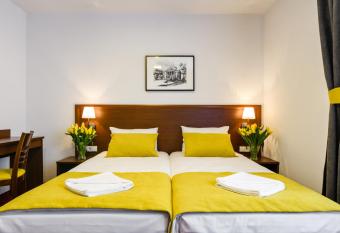 L26   opusza  ska has Balcony rooms