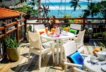 Glamour Mirissa has Balcony rooms