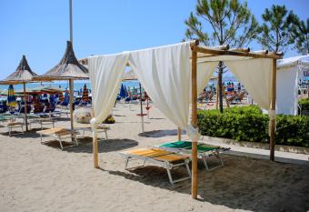 Apartments Bella Vista has Balcony rooms