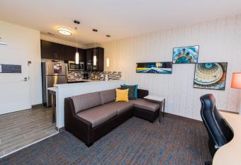 Residence Inn by Marriott Austin Southwest allows 18 year olds to book a room