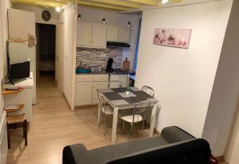 Appartement d une chambre avec balcon amenage a Eaux Bonnes a 9 km des pistes has Balcony rooms