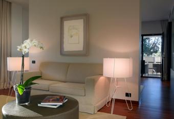 Parador de Antequera allows 18 year olds to book a room