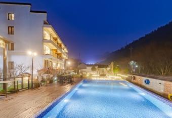 Moganshan Jiang Garden has Balcony rooms