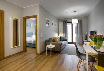 UNIC Apartments Dominika  ska allows 18 year olds to book a room