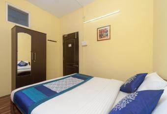 OYO 5304 B Square S allows 18 year olds to book a room