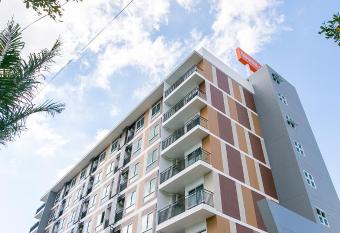 Thongchen Residence has Balcony rooms