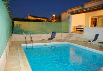 Villa de 3 chambres avec piscine privee et jardin clos a Agde a 2 km de la plage has Balcony rooms