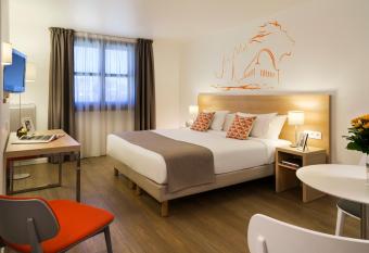 Citadines Presqu   le Lyon allows 18 year olds to book a room