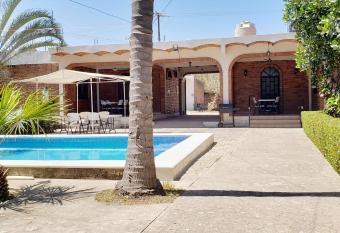 Villas del monte  n has Balcony rooms