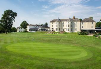 Tewkesbury Park has Balcony rooms
