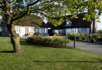 B&B La Rozerie allows 18 year olds to book a room