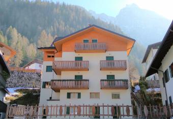 Dolomites Seasons allows 18 year olds to book a room
