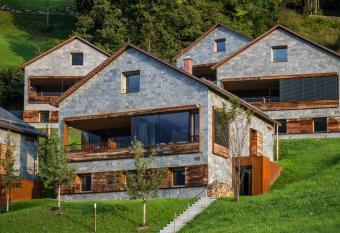 Smaragdjuwel has Balcony rooms