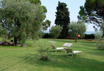 BeQui has Balcony rooms