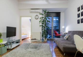 Spacious 1-bedroom apartment has Balcony rooms