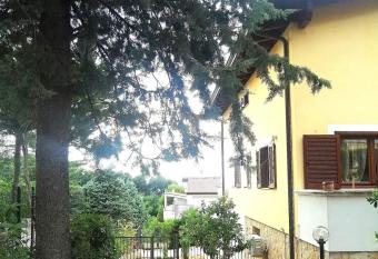 Villa Andrea B&B has Balcony rooms