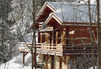 Appartement Col de la Faucille has Balcony rooms