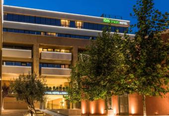 Ibis Styles Heraklion Central has Balcony rooms