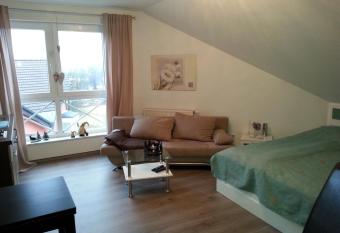 Kleine Auszeit allows 18 year olds to book a room