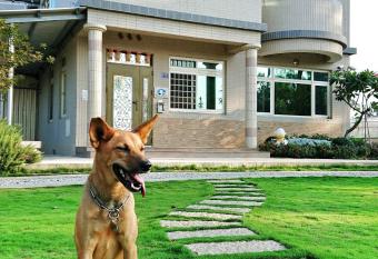 Jin Dun Yuan has Balcony rooms