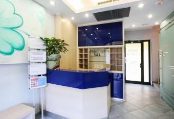 Albergo Verdi has Balcony rooms