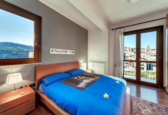 Suite La perla degli Iblei has Balcony rooms