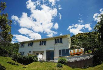 Hillside Inn Sirocco allows 18 year olds to book a room