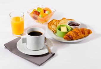 Campanile Montlu  on ~ Saint-Victor has Balcony rooms