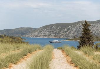 Kis Residence has Balcony rooms