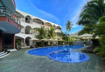 Brenta Phu Quoc Hotel has Balcony rooms