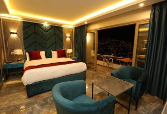 Petra Sella Hotel has Balcony rooms